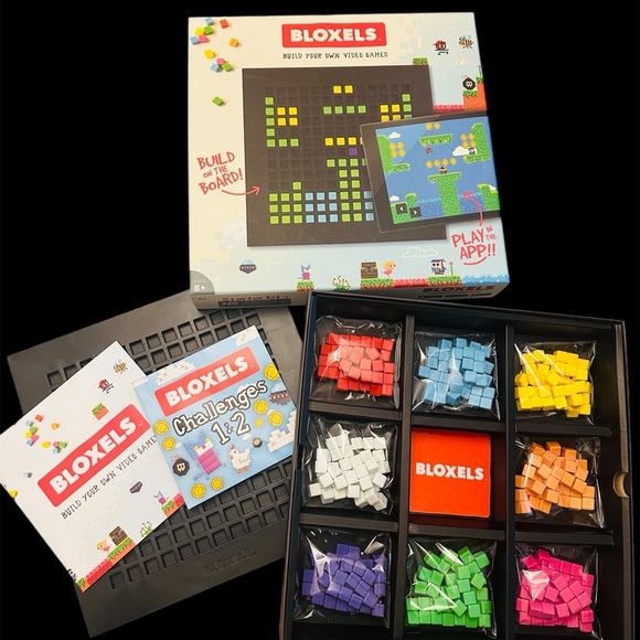 Bloxels Video Game Builder Starter Set - Picture 3 of 6